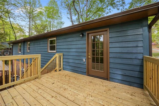 2869 Millwheel Road, Pfafftown, NC 27040