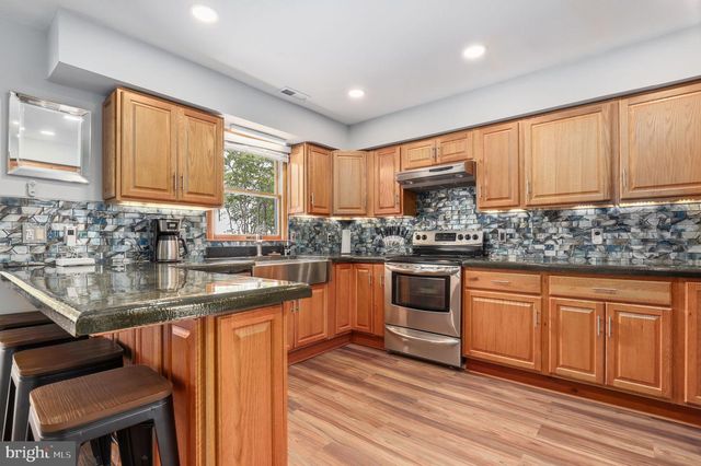 504 VICTORIA DR, Stevensville, MD 21666