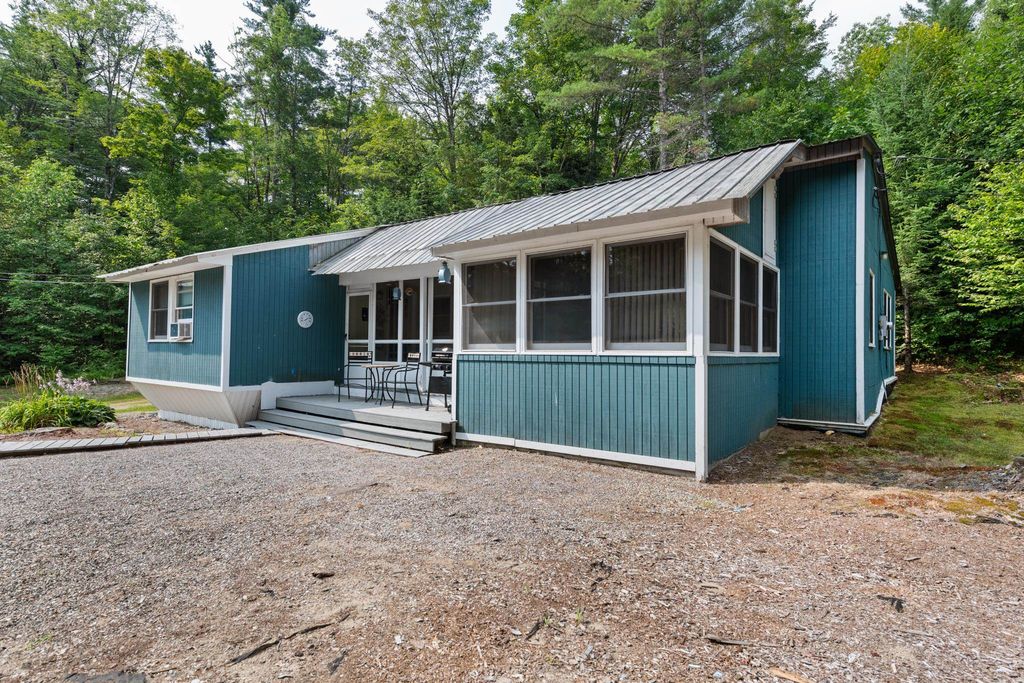 9 Sevin Kids Lane, Groton, NH 03241
