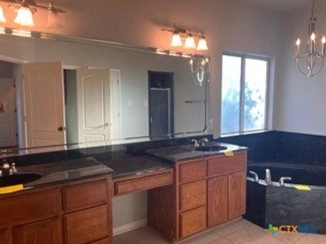 4902 Cinnamon Stone Drive, Killeen, TX 76542