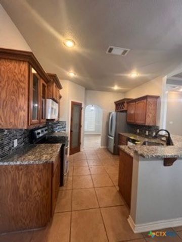 4902 Cinnamon Stone Drive, Killeen, TX 76542