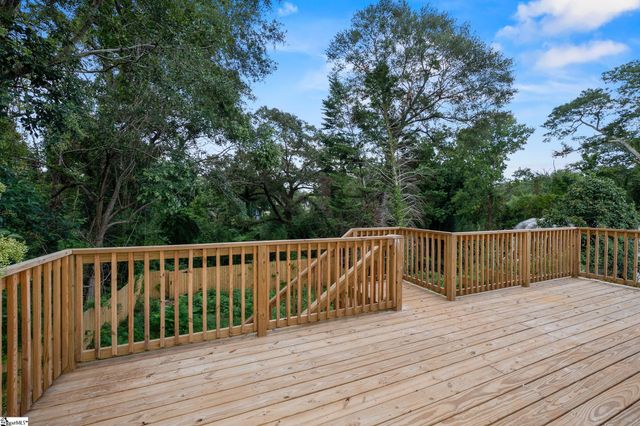 14 Hawthorne Lane, Greenville, SC 29605