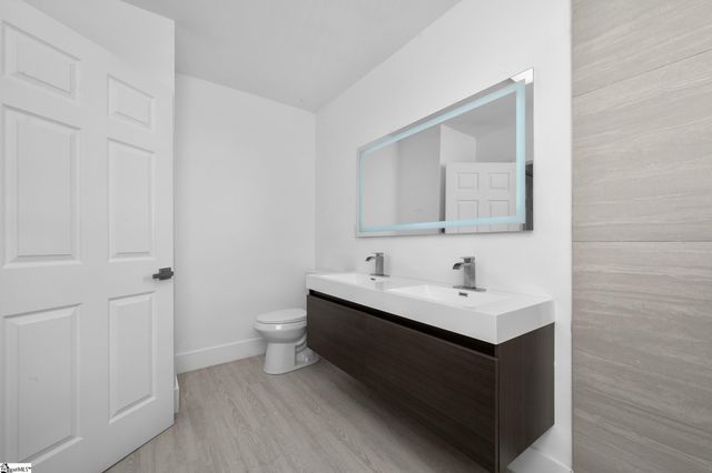 14 Hawthorne Lane, Greenville, SC 29605