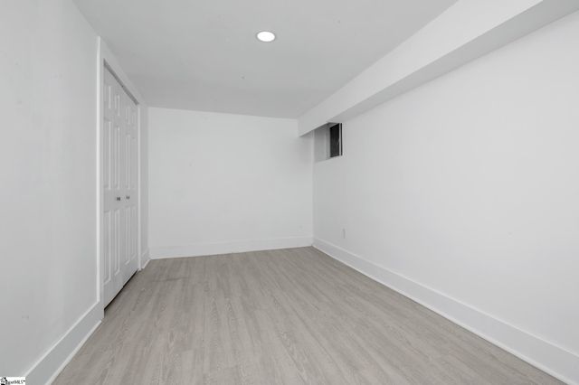 14 Hawthorne Lane, Greenville, SC 29605