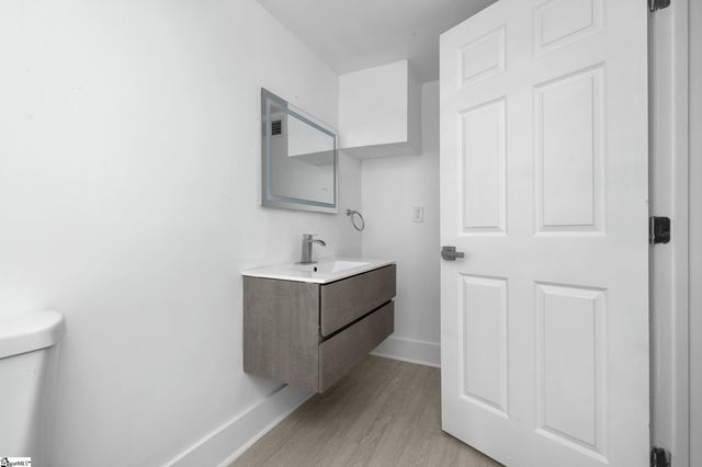 14 Hawthorne Lane, Greenville, SC 29605