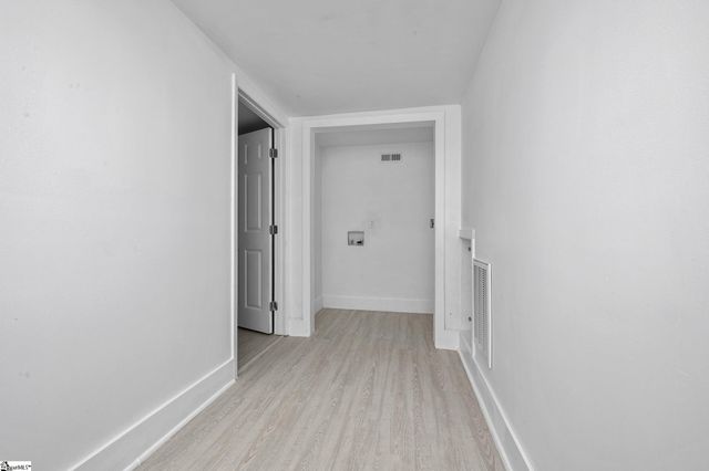 14 Hawthorne Lane, Greenville, SC 29605