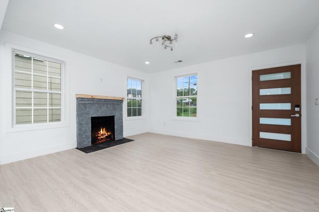 14 Hawthorne Lane, Greenville, SC 29605