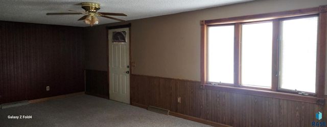 1819 N Foster St Street, Mitchell, SD 57301