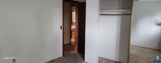 1819 N Foster St Street, Mitchell, SD 57301