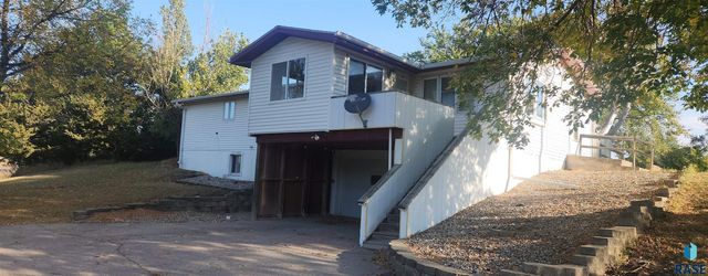 1819 N Foster St Street, Mitchell, SD 57301