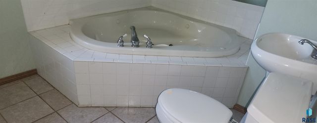 1819 N Foster St Street, Mitchell, SD 57301