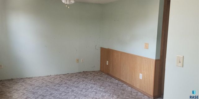 1819 N Foster St Street, Mitchell, SD 57301