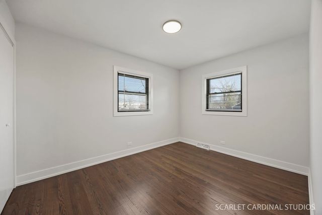 22W080 Valleyview Drive, Glen Ellyn, IL 60137