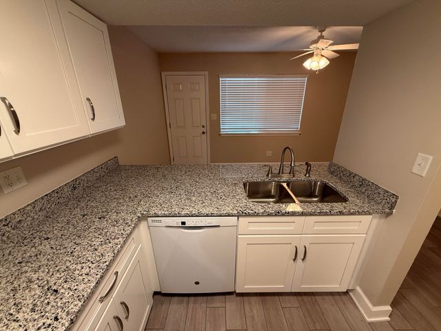 148 5Th Avenue F4, Shalimar, FL 32579