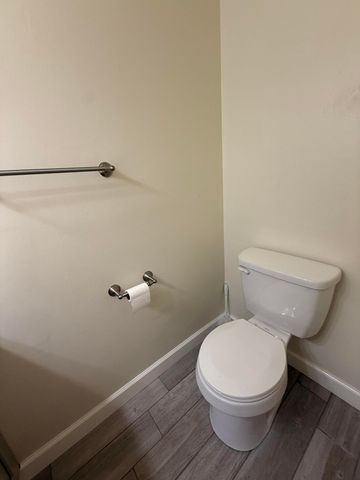 148 5Th Avenue F4, Shalimar, FL 32579