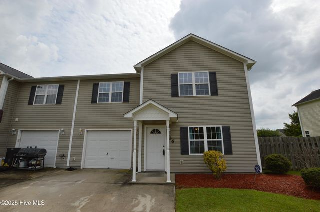 236 Smallwood Road, Hubert, NC 28539