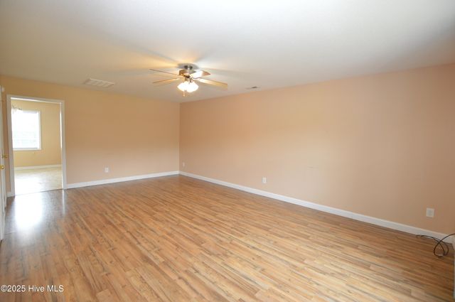 236 Smallwood Road, Hubert, NC 28539