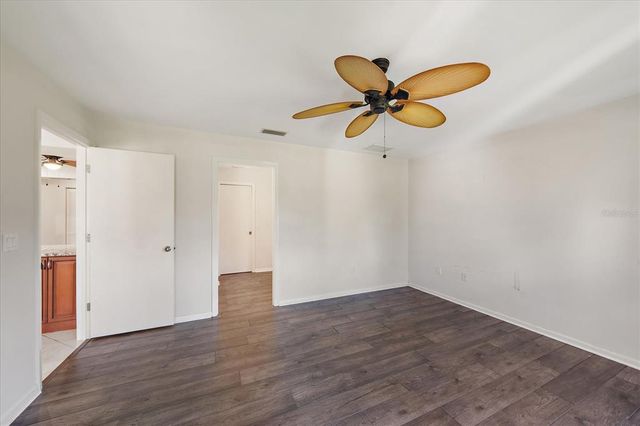 1929 TRADEWINDS CIRCLE, Venice, FL 34293