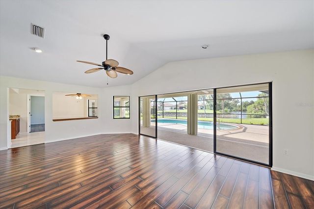 1929 TRADEWINDS CIRCLE, Venice, FL 34293
