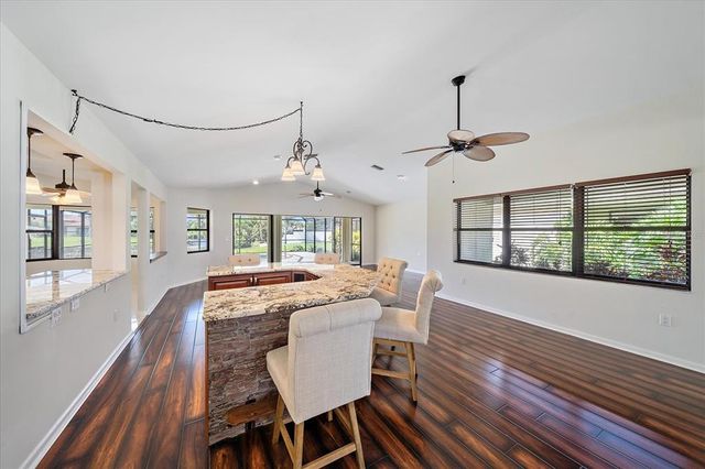 1929 TRADEWINDS CIRCLE, Venice, FL 34293