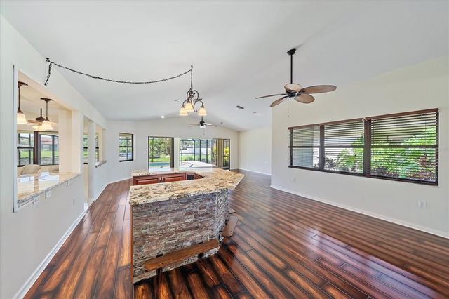 1929 TRADEWINDS CIRCLE, Venice, FL 34293