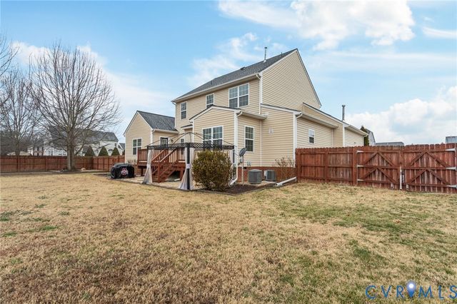 13831 Mangrove Bay Dr, Chester, VA 23836