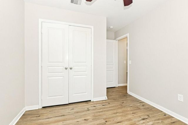 9927 Sanders Rose Lane, Houston, TX 77044