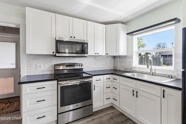 1301 New York Avenue, Lynn Haven, FL 32444