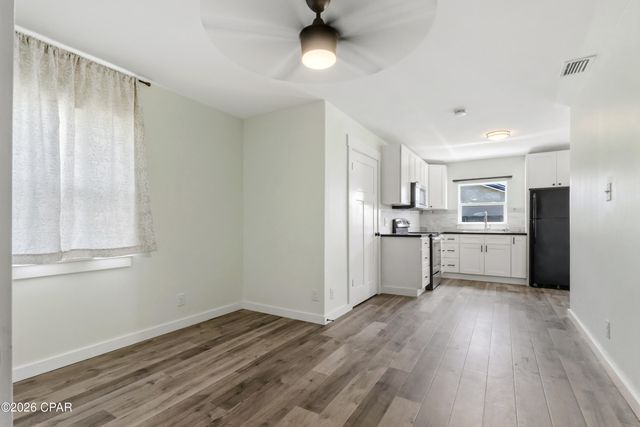 1301 New York Avenue, Lynn Haven, FL 32444