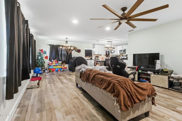 1301 New York Avenue, Lynn Haven, FL 32444