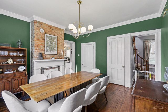 6735 Parkland Avenue, Cincinnati, OH 45233