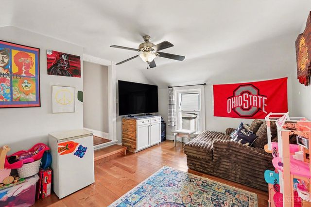 6735 Parkland Avenue, Cincinnati, OH 45233