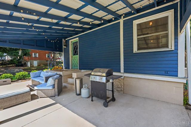 6735 Parkland Avenue, Cincinnati, OH 45233