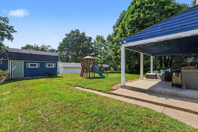 6735 Parkland Avenue, Cincinnati, OH 45233