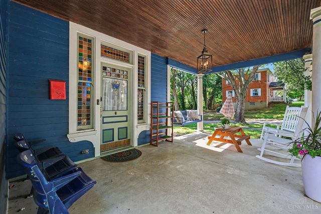 6735 Parkland Avenue, Cincinnati, OH 45233