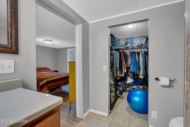 150 Critter Crossing Rd, Crossville, TN 38572