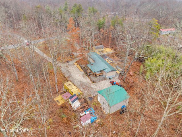 150 Critter Crossing Rd, Crossville, TN 38572