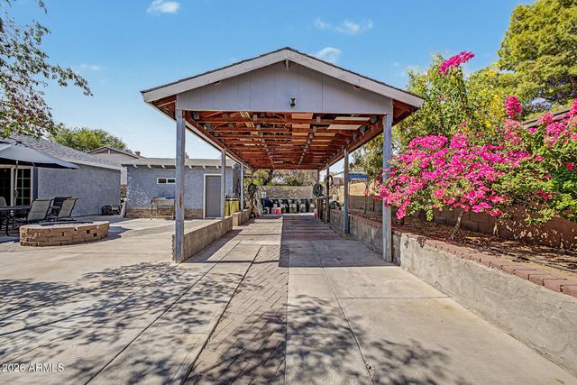 5421 N 73RD Drive, Glendale, AZ 85303