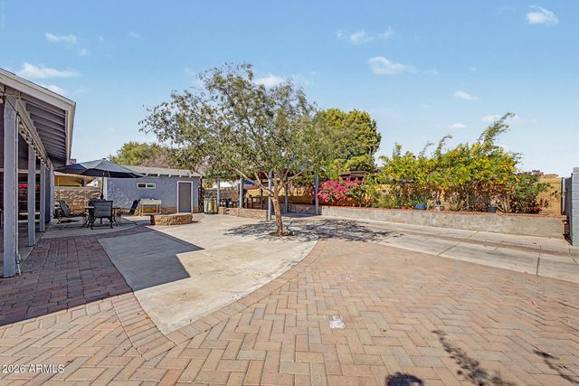 5421 N 73RD Drive, Glendale, AZ 85303