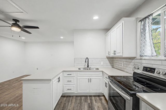 5421 N 73RD Drive, Glendale, AZ 85303