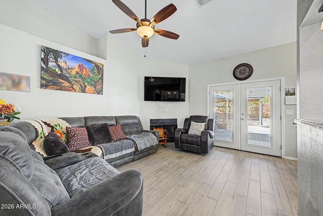 5421 N 73RD Drive, Glendale, AZ 85303