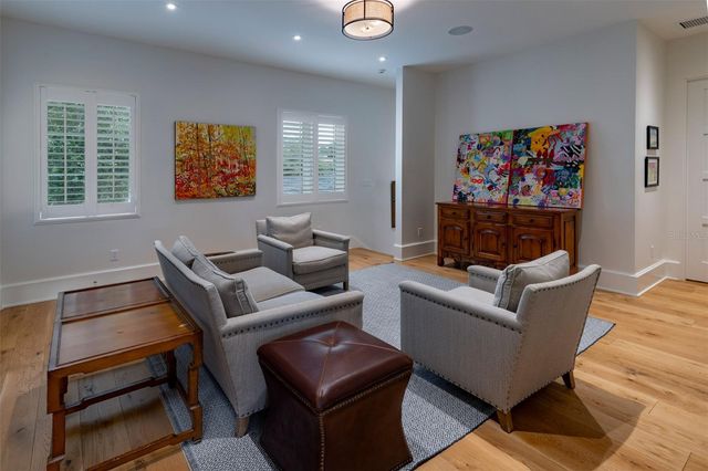160 W ROCKWOOD WAY, Winter Park, FL 32789