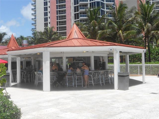 19201 Collins Avenue 637, Sunny Isles Beach, FL 33160