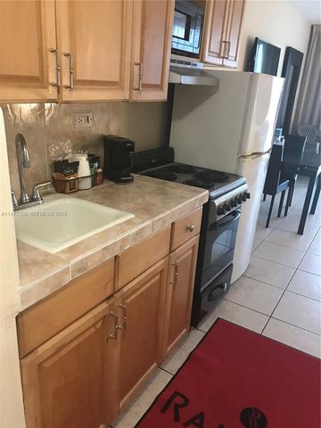 19201 Collins Avenue 637, Sunny Isles Beach, FL 33160