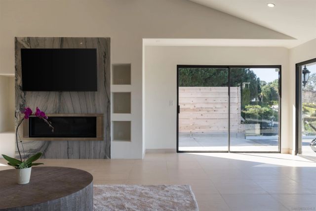 7274 Via Capri, La Jolla, CA 92037