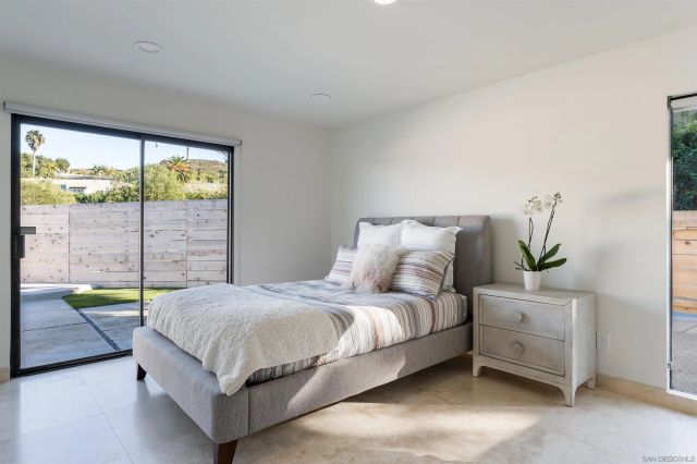 7274 Via Capri, La Jolla, CA 92037
