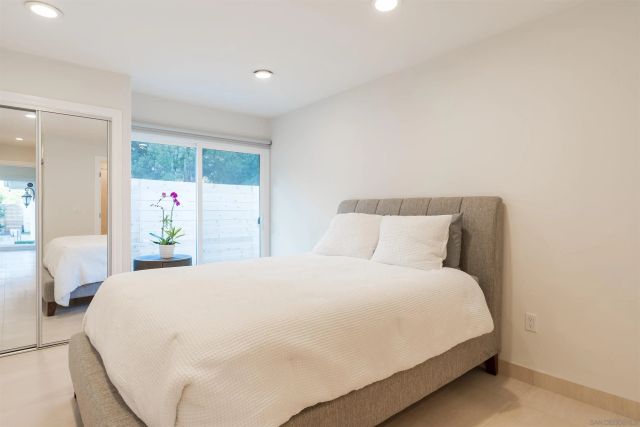 7274 Via Capri, La Jolla, CA 92037