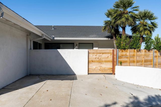 7274 Via Capri, La Jolla, CA 92037
