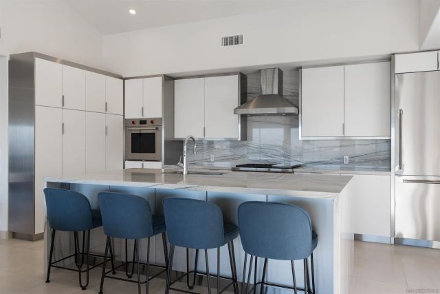 7274 Via Capri, La Jolla, CA 92037