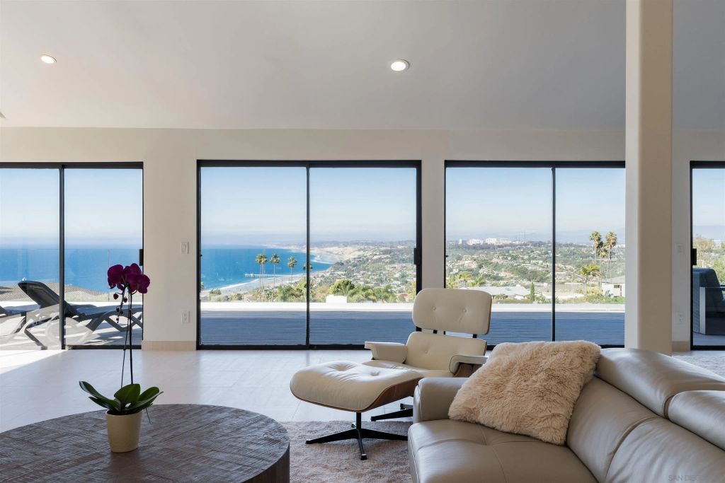 7274 Via Capri, La Jolla, CA 92037